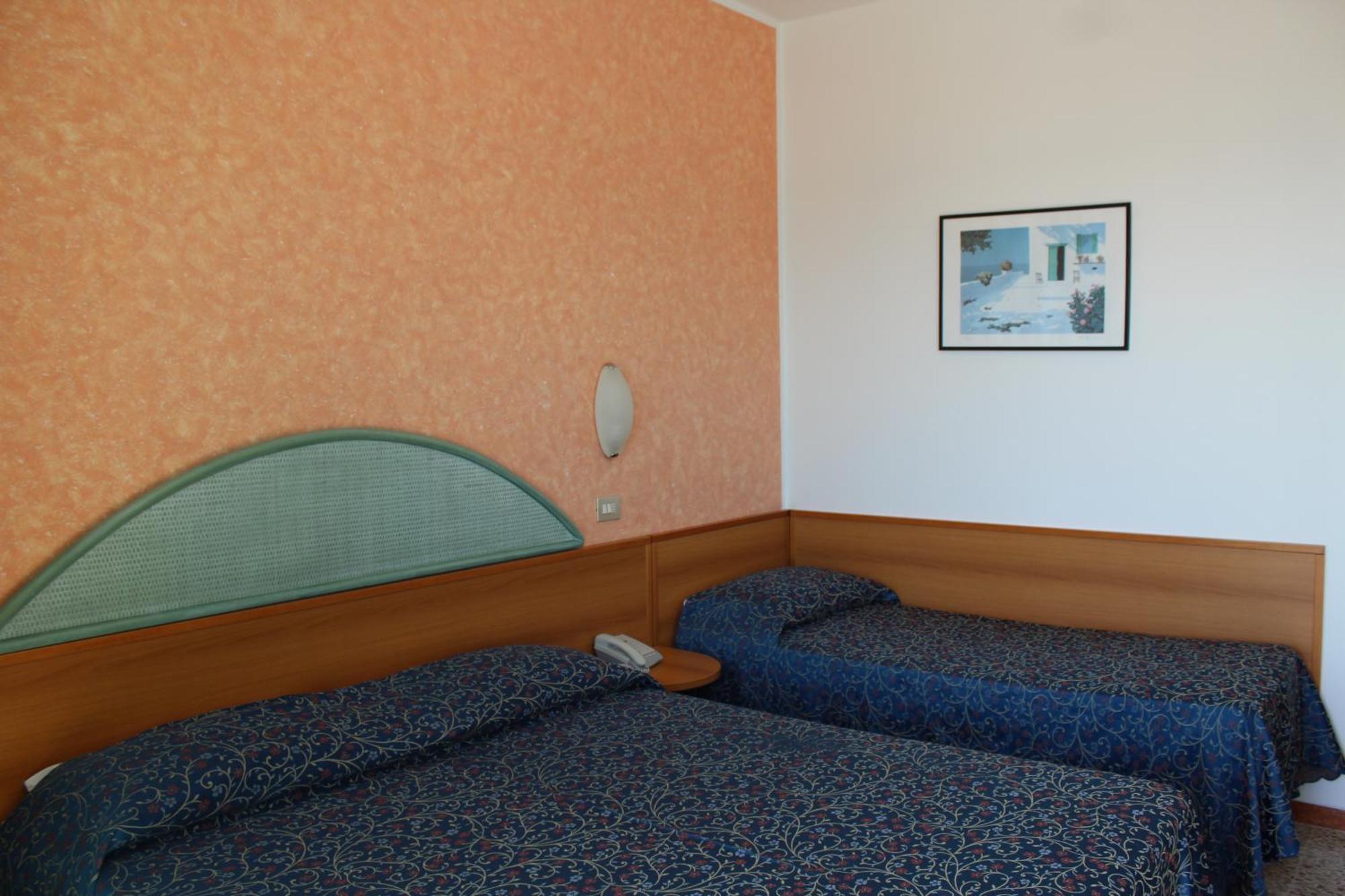 Abahotel Milano Marittima Exteriör bild